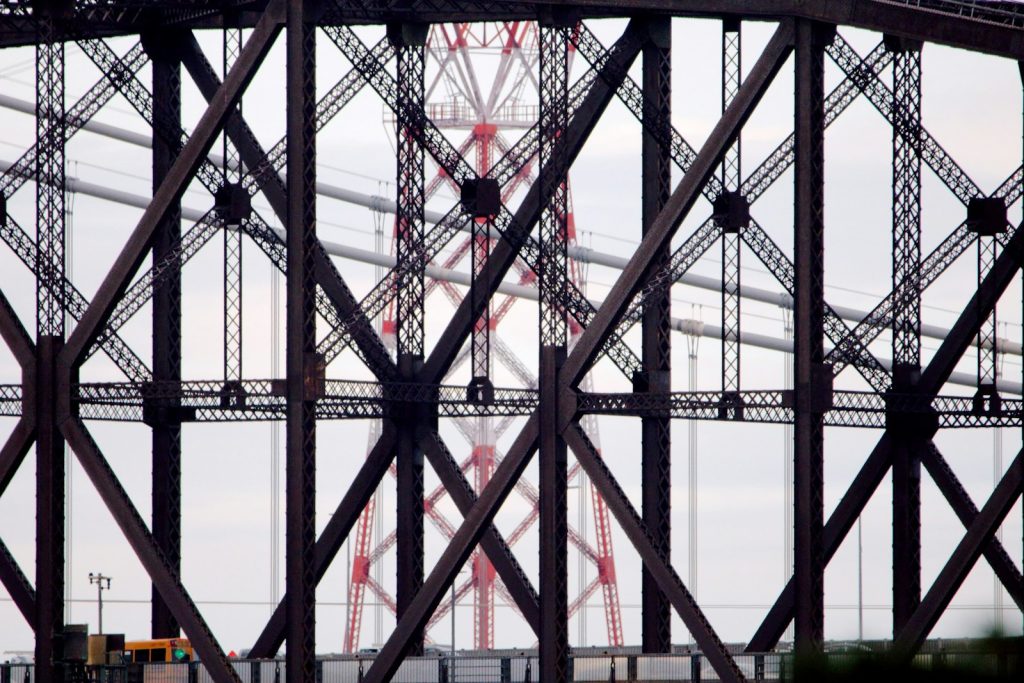 Steel truss structure of the Québec Bridge